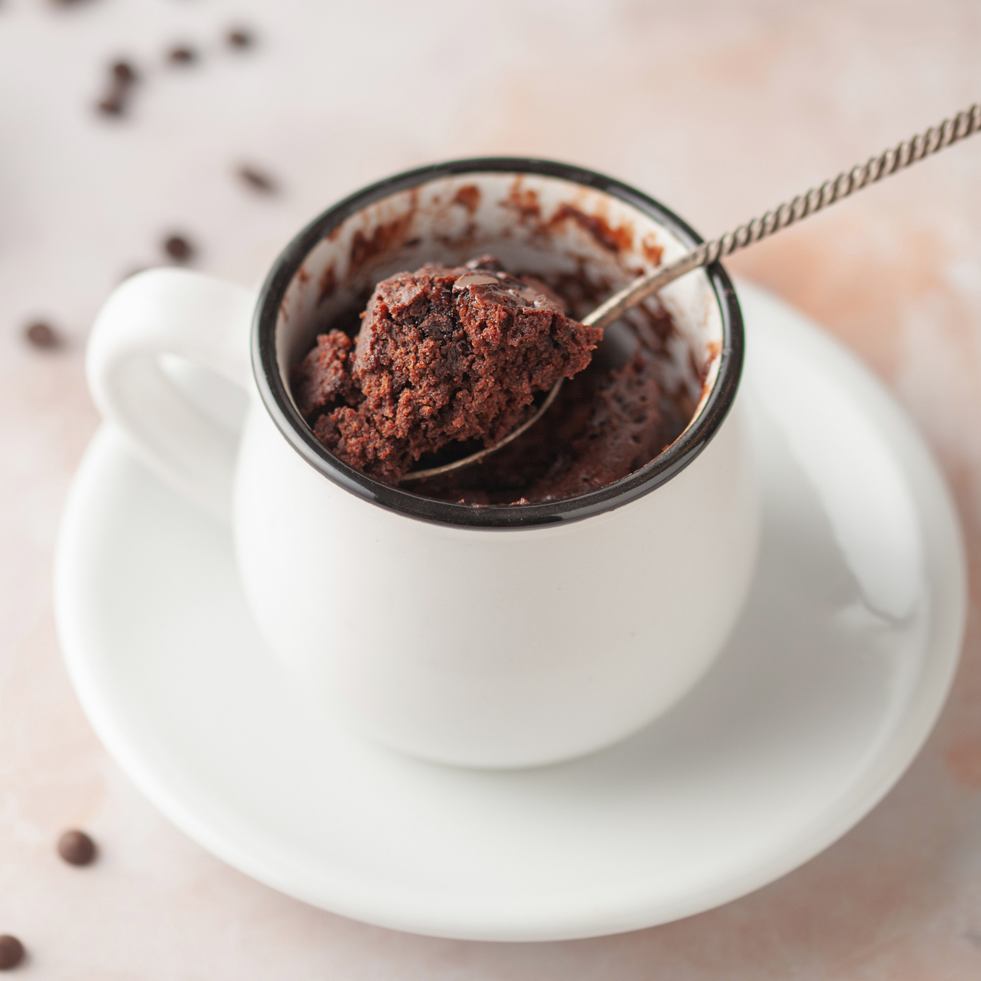 Mug cake au café et aux noix